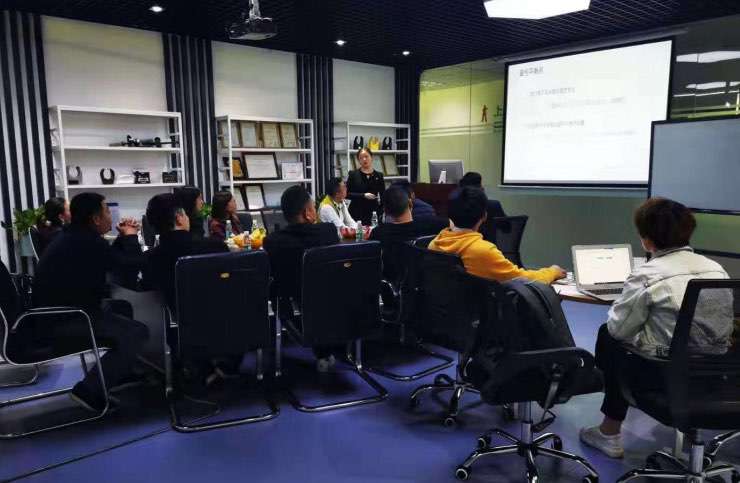 深圳網(wǎng)貿(mào)會資本艦隊走進艦員活動PPT分享攝影 深圳網(wǎng)貿(mào)會資本艦隊走進艦員活動PPT分享攝影