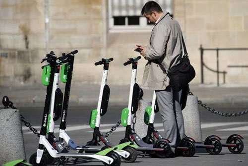 校園共享電動(dòng)滑板車(chē) 校園共享電動(dòng)滑板車(chē)