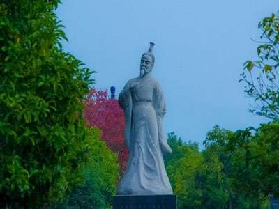 屈原有端午，吾輩有自強！