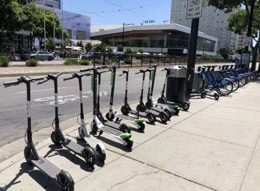 共享電動滑板車已停入指定點，APP仍扣款什么原因？